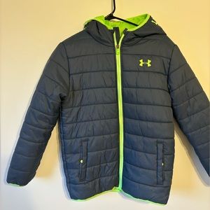 Boys Youth Large Under Armour warm winter jacket.